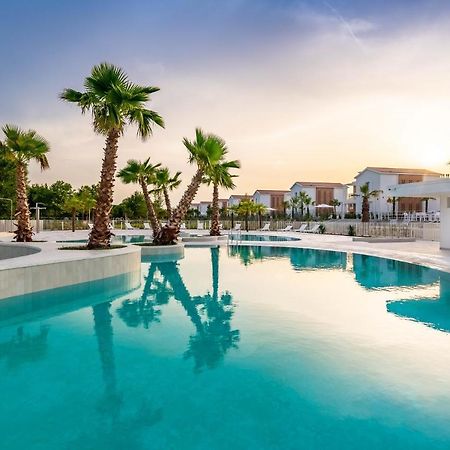 Pareus Beach Resort Caorle Buitenkant foto