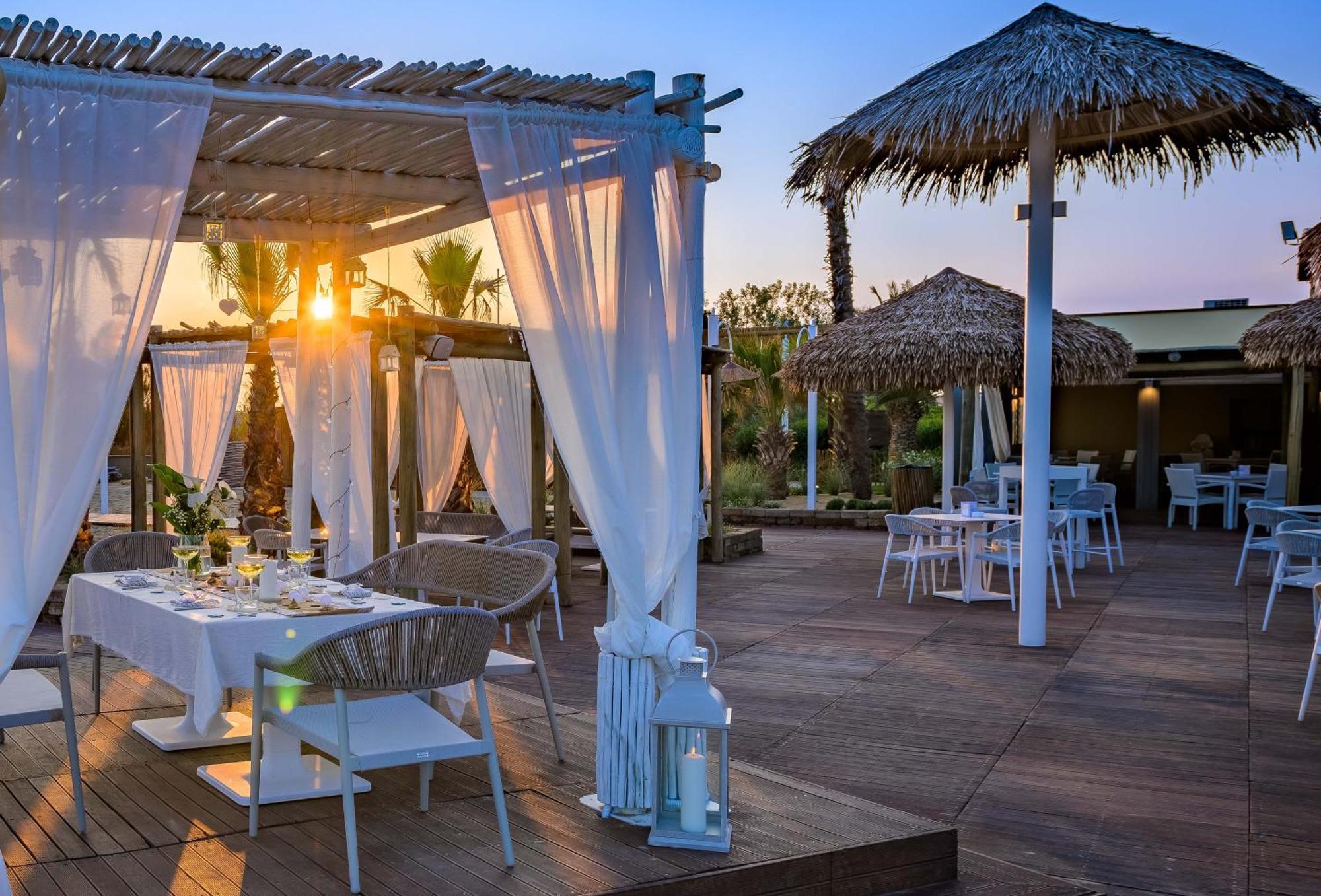 Pareus Beach Resort Caorle Buitenkant foto
